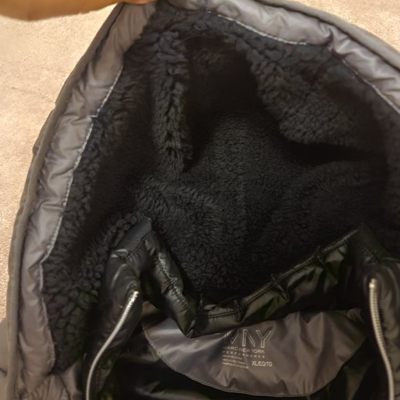 Hooded Quilted Warm-Lined Vest - Picture 4 of 7